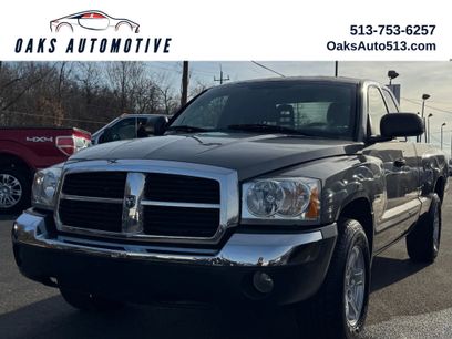 Used 2005 Dodge Dakota SLT