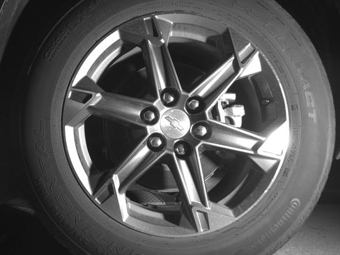 Used 2025 Chevrolet Blazer LT image 14