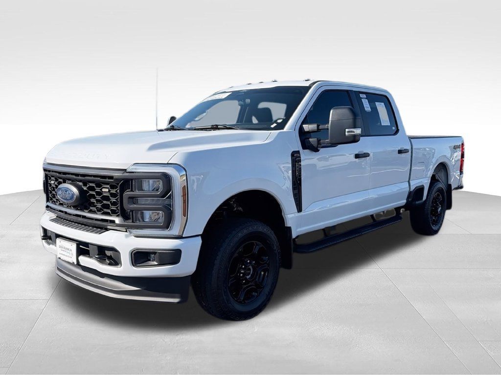 Used 2024 Ford F250 XL w/ STX Appearance Package AWD/4WD image 4