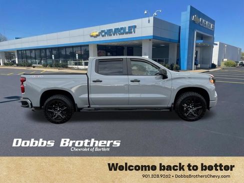 Used 2024 Chevrolet Silverado 1500 Custom AWD/4WD image 9