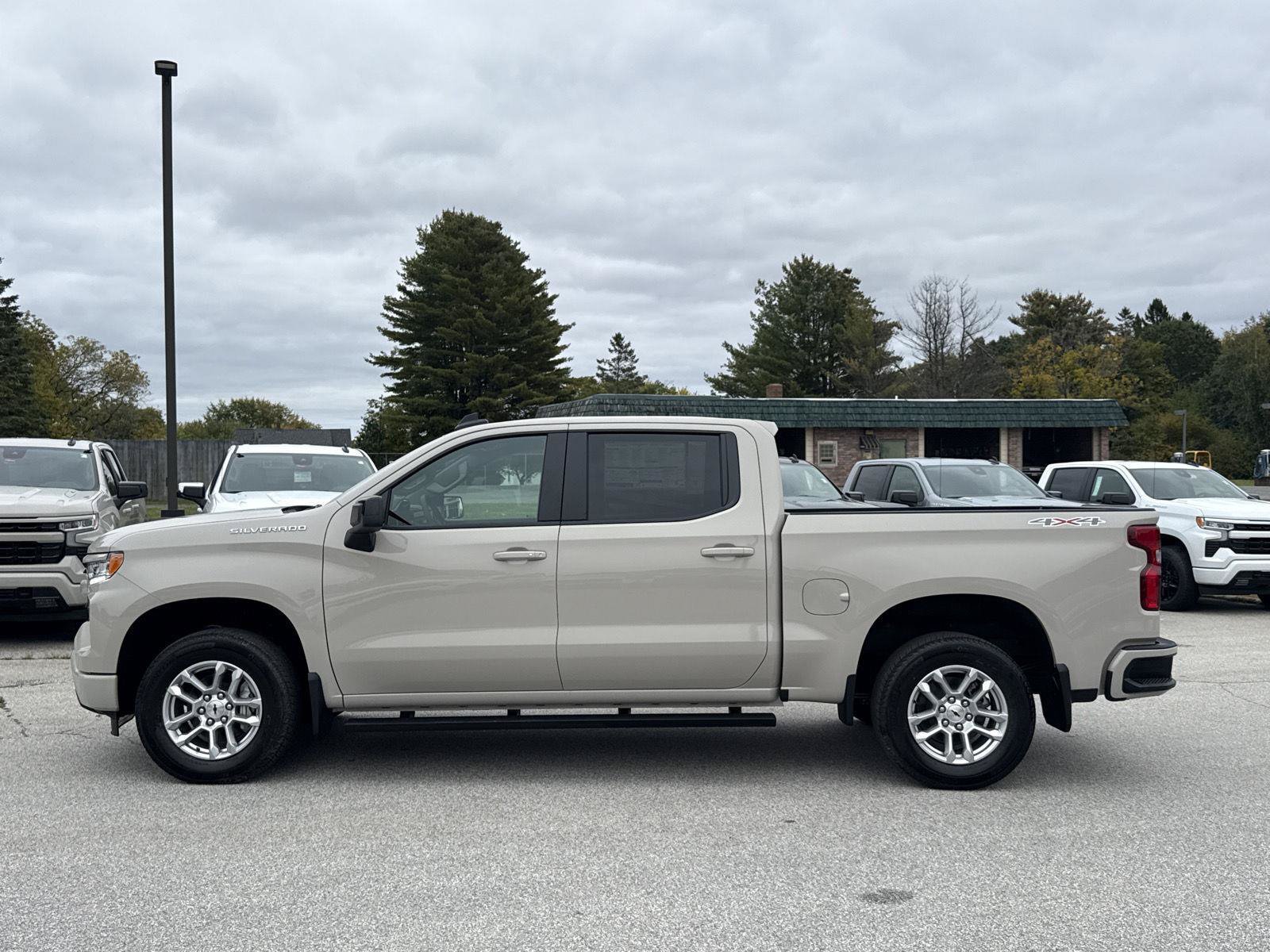 New 2026 Chevrolet Silverado 1500 RST w/ Convenience Package II AWD/4WD image 11