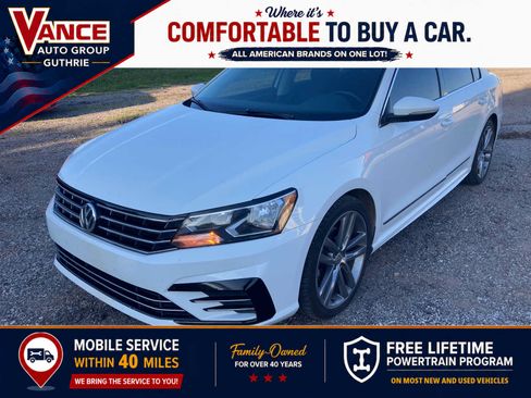 Used 2016 Volkswagen Passat 1.8T S FWD image 1
