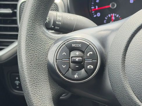 Used 2022 Kia Soul LX FWD image 24