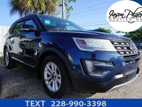 Used 2016 Ford Explorer XLT w/ Equipment Group 202A image 1