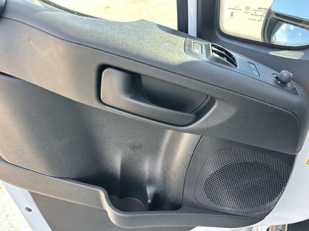 New 2026 RAM ProMaster 2500 w/ Convenience Group FWD image 12