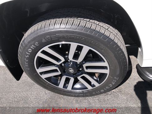 Used 2017 Toyota 4Runner Limited AWD/4WD image 26