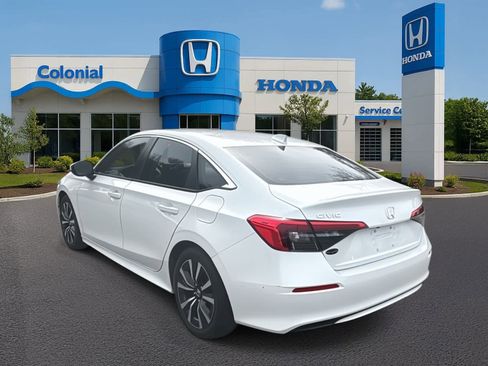 Used 2023 Honda Civic EX image 3
