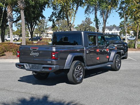 Used 2022 Jeep Gladiator Overland w/ Popular Equipment Package image 4