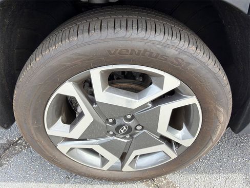 Used 2024 Hyundai Palisade Limited image 17