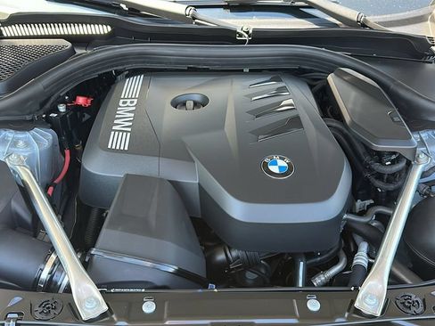 Used 2026 BMW 530i w/ M Sport Package RWD image 10