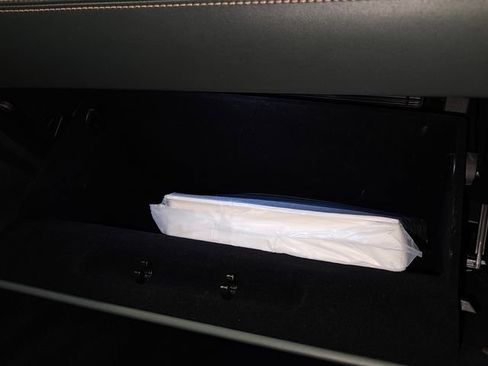 Used 2023 Genesis GV70 2.5T w/ Advanced Package image 21