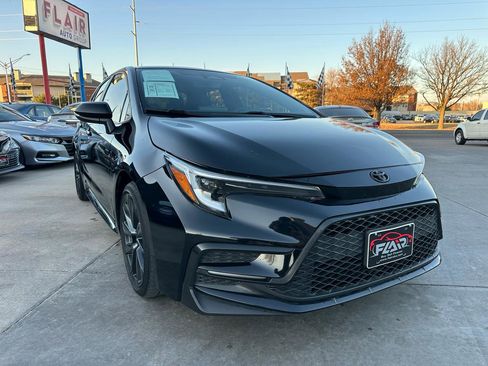 Used 2024 Toyota Corolla SE FWD image 1