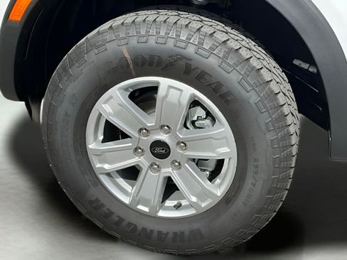 Used 2025 Ford Ranger XL RWD image 45
