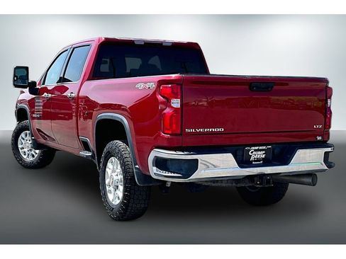 Used 2022 Chevrolet Silverado 3500 LTZ AWD/4WD image 4