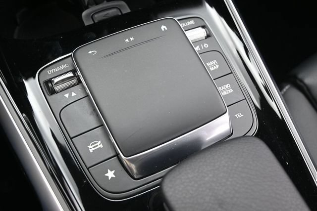 Used 2023 Mercedes-Benz GLB 250 image 26