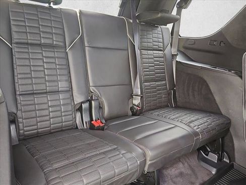 Used 2021 Cadillac Escalade Premium Luxury Platinum image 23