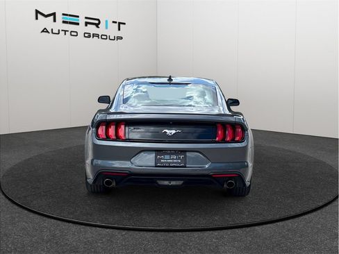 Used 2022 Ford Mustang Premium RWD image 8