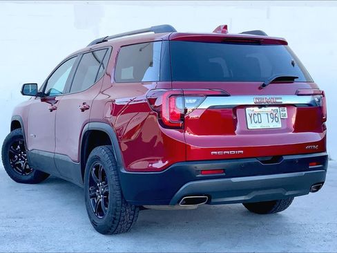 Used 2023 GMC Acadia AT4 w/ Technology Package AWD/4WD image 4