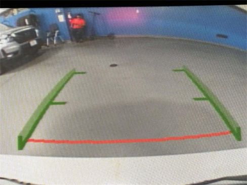 Used 2022 Volkswagen Tiguan S image 28