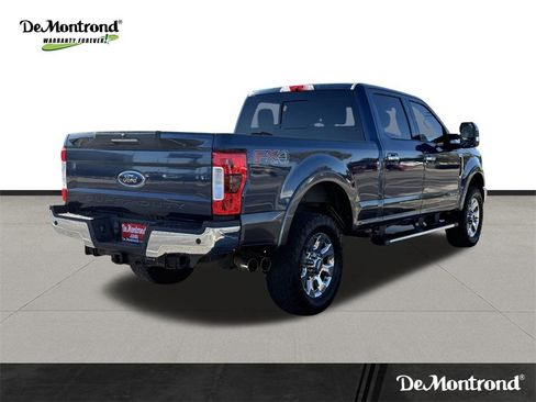 Used 2017 Ford F250 Lariat w/ Lariat Ultimate Package image 5