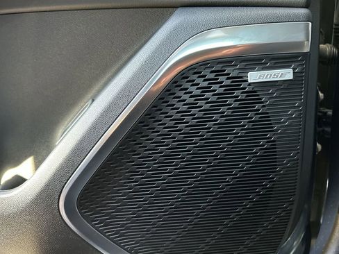 Used 2025 Buick Enclave Preferred image 24