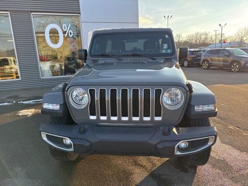 Used 2019 Jeep Wrangler Unlimited Sahara w/ Cold Weather Group image 3