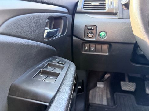 Used 2018 Honda Ridgeline RTL-T image 25