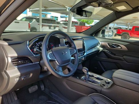 Used 2023 Chevrolet Traverse Premier w/ Redline Edition image 10