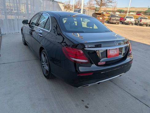 Used 2019 Mercedes-Benz E 300 4MATIC image 24
