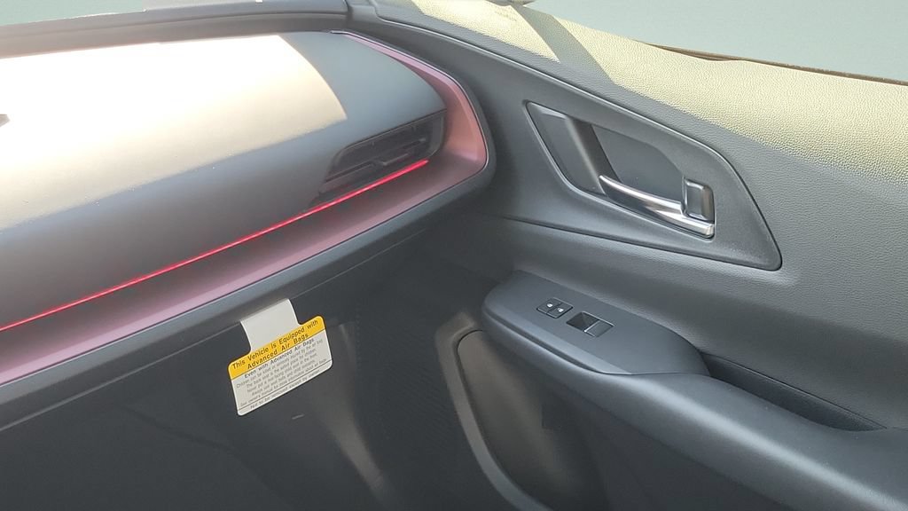 New 2027 Toyota Prius Plug-In Hybrid FWD image 15