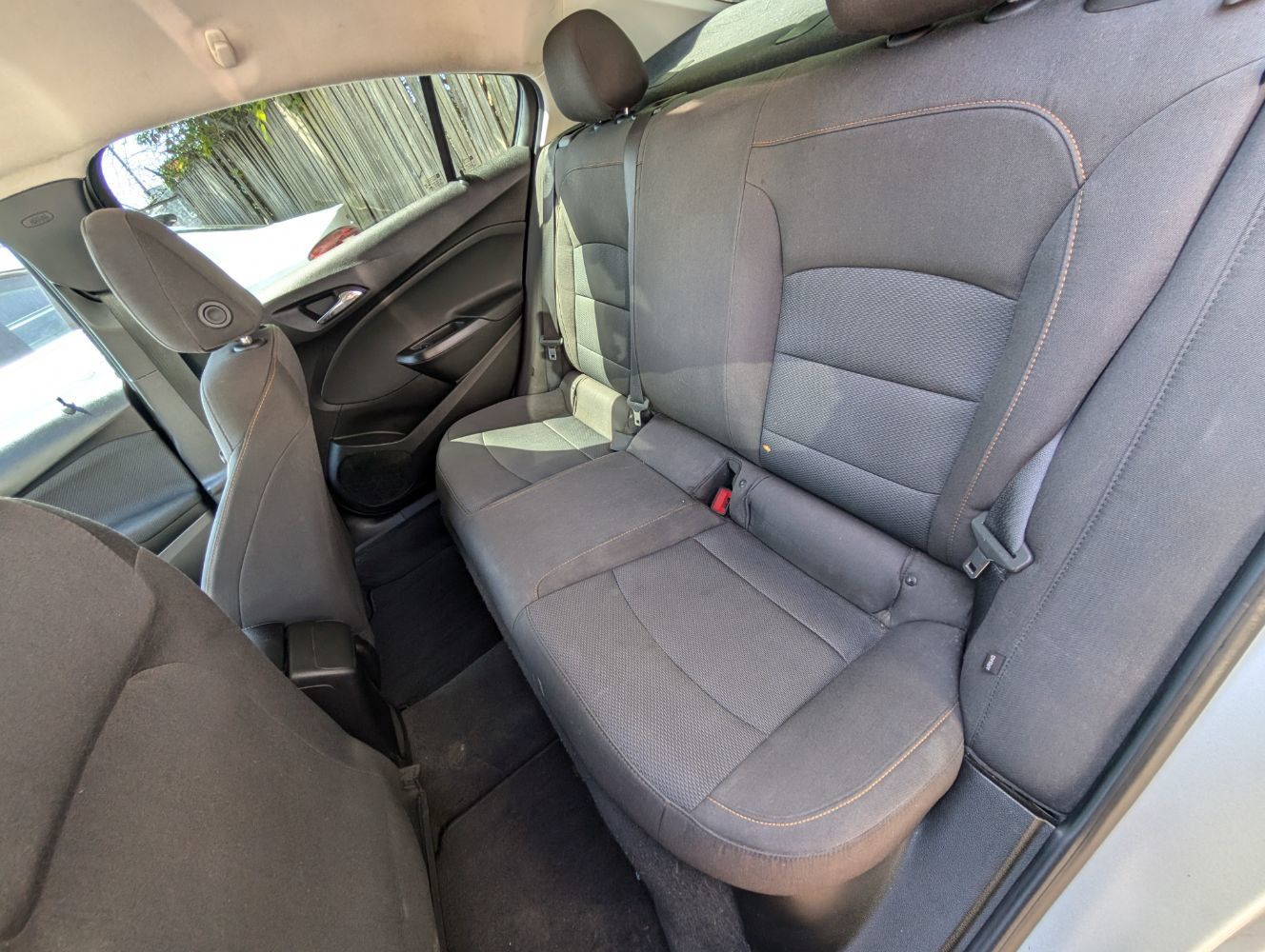 Used 2018 Chevrolet Cruze LS FWD image 26