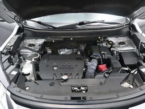 Used 2024 Mitsubishi Outlander Sport AWD image 12