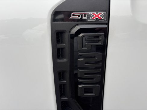 Used 2024 Ford F250 XL w/ STX Appearance Package image 9