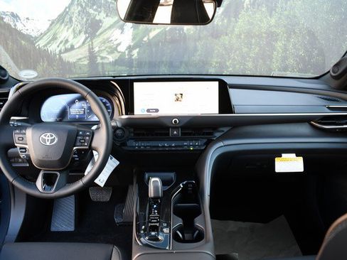 New 2026 Toyota Crown Nightshade image 9