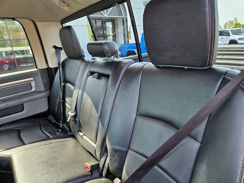 Used 2018 RAM 1500 Outdoorsman AWD/4WD image 15