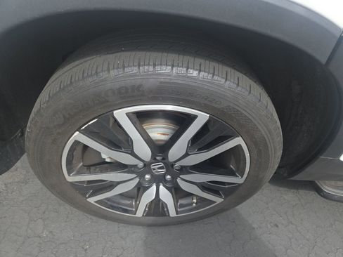 Used 2022 Honda Pilot Elite image 5