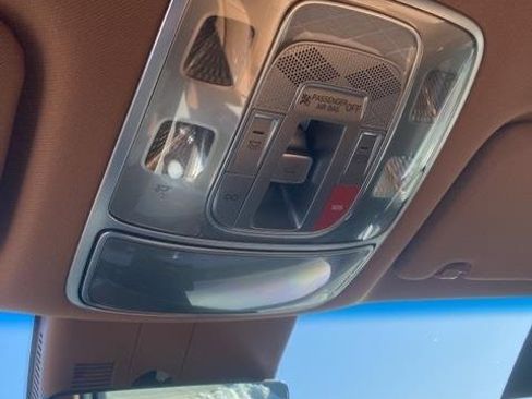 Used 2025 Genesis GV80 2.5T Prestige image 20