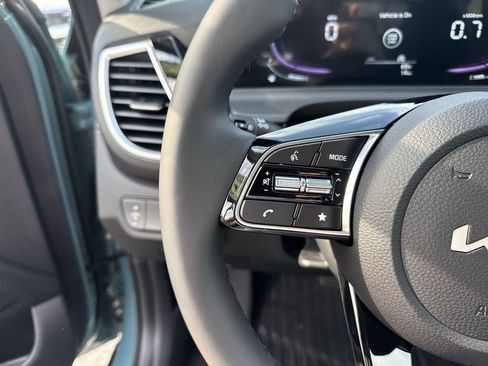 New 2026 Kia Seltos S AWD/4WD image 17