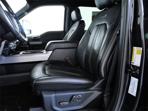 Used 2020 Ford F250 Platinum w/ FX4 Off-Road Package image 20