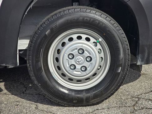 Used 2024 RAM ProMaster 3500 w/ Delivery Van Package image 27