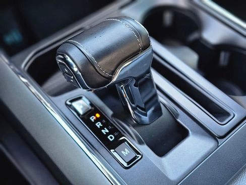 Used 2022 Ford F150 Lariat image 24