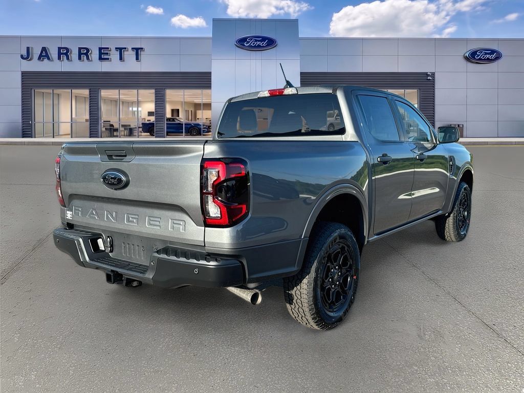 New 2026 Ford Ranger XLT w/ Black Appearance Package RWD image 7