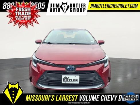 Used 2023 Toyota Corolla XLE FWD image 28