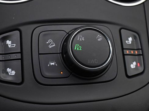 Used 2023 GMC Terrain SLE w/ Driver Convenience Package AWD/4WD image 33