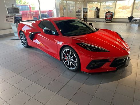 Used 2025 Chevrolet Corvette Stingray Premium Conv w/ Z51 Performance Package image 1