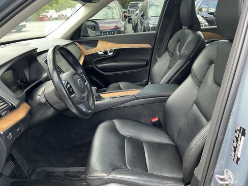 Used 2022 Volvo XC90 T6 Momentum w/ Advanced Package AWD/4WD image 15