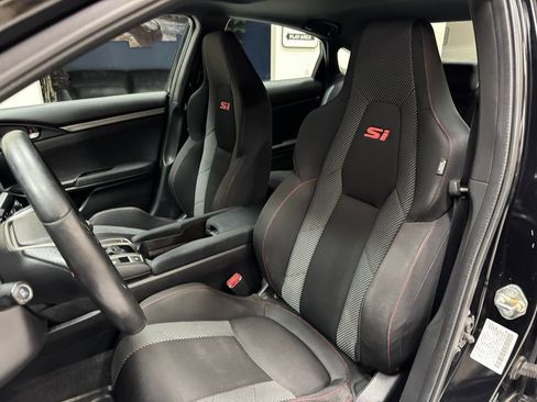 Used 2018 Honda Civic Si image 17