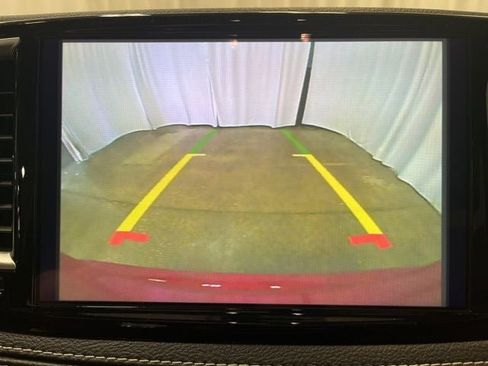 New 2025 Chrysler Pacifica Select image 12