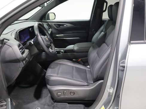 Used 2026 Chevrolet Traverse LT AWD/4WD image 10