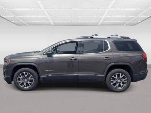 Used 2020 GMC Acadia SLE w/ Driver Convenience Package image 2